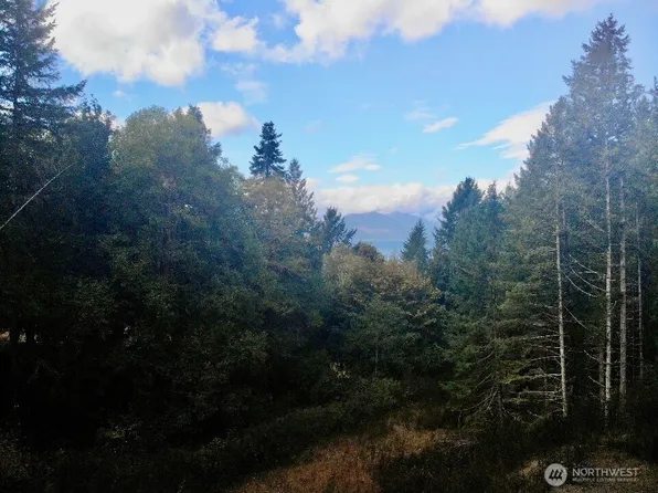 7625 NW Mountain Vista Lane, Silverdale, WA 98383