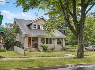 1437 Bates St SE, Grand Rapids, MI 49506