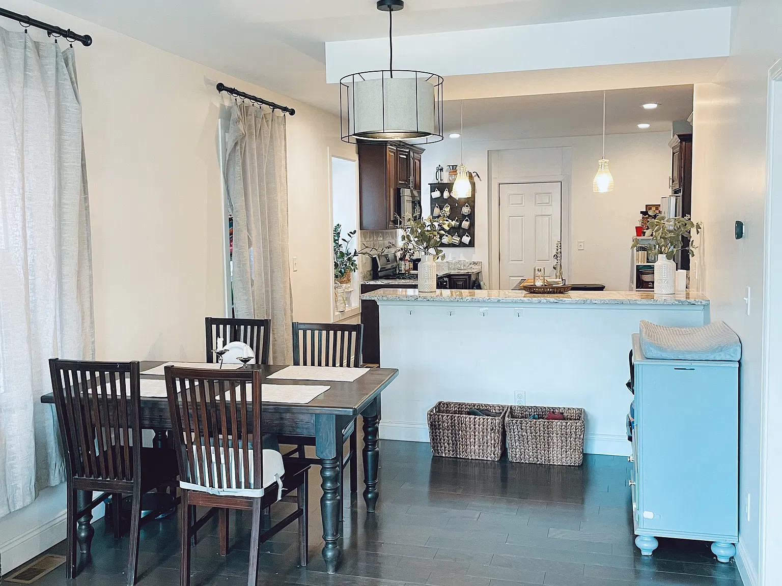 3 bed, 1700 sqft, $2,800 — Photo 4