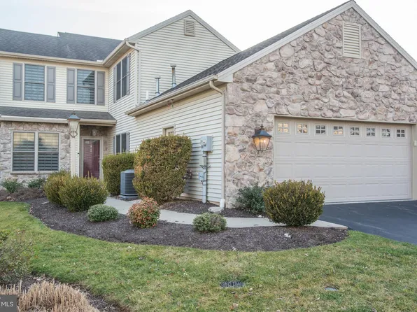 2433 Zell Ct, Hummelstown, PA 17036
