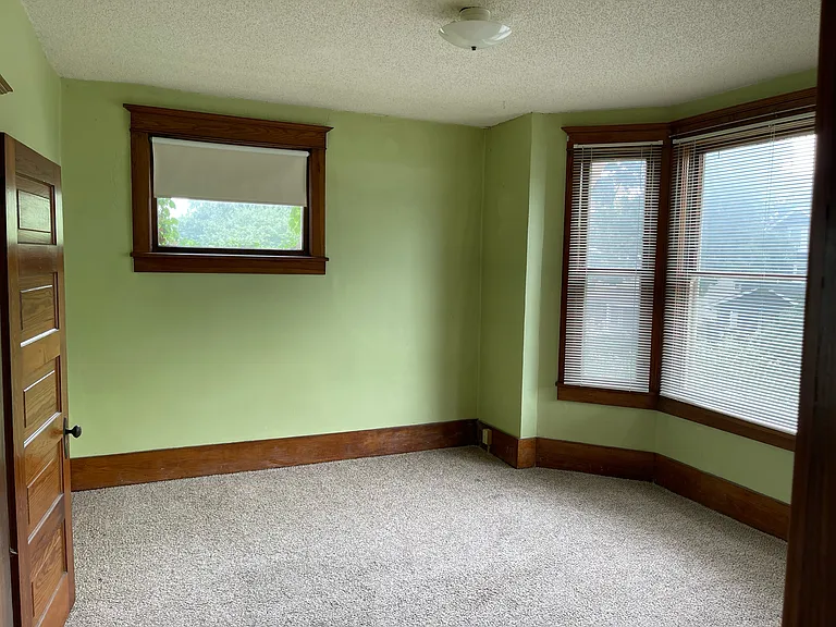 1715 S 20th St #4 — Photo 1