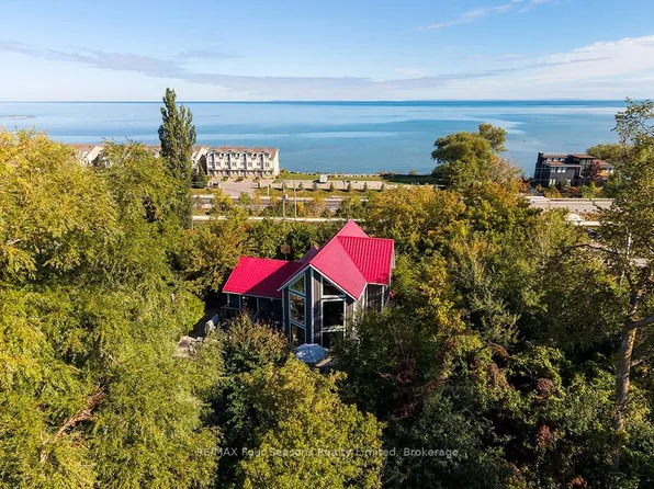 190 Lakeshore Rd E, The Blue Mountains, ON L9Y 0M9
