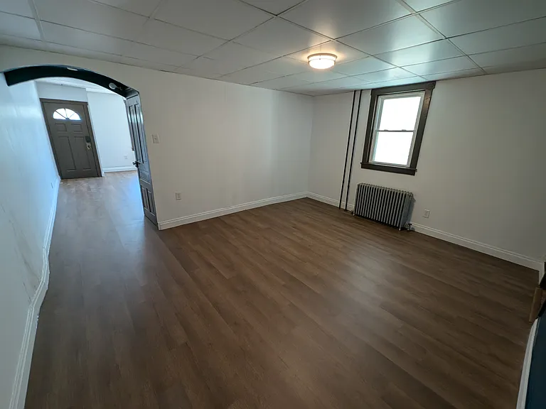 210 Coal St — Photo 4