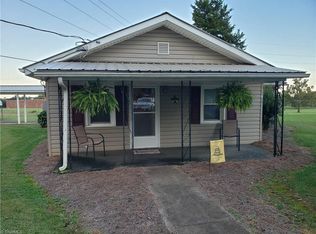 2524 Woodruff Rd, Boonville, NC 27011