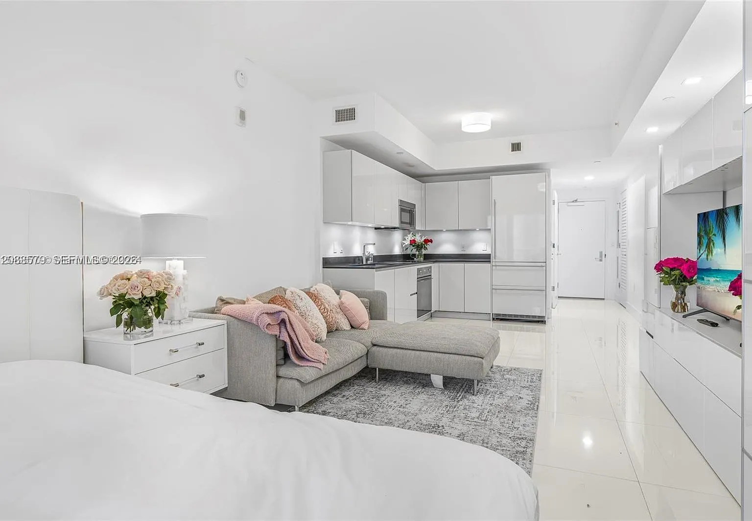1010 Brickell Condo — Photo 1