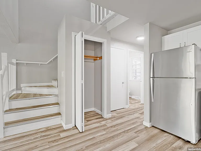 Allouez Townhomes — Photo 42