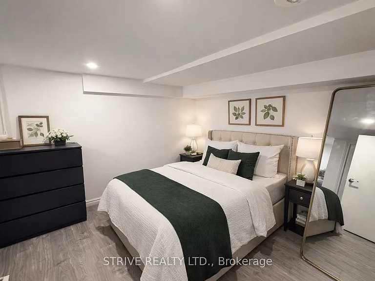 23 Burnfield Ave — Photo 5