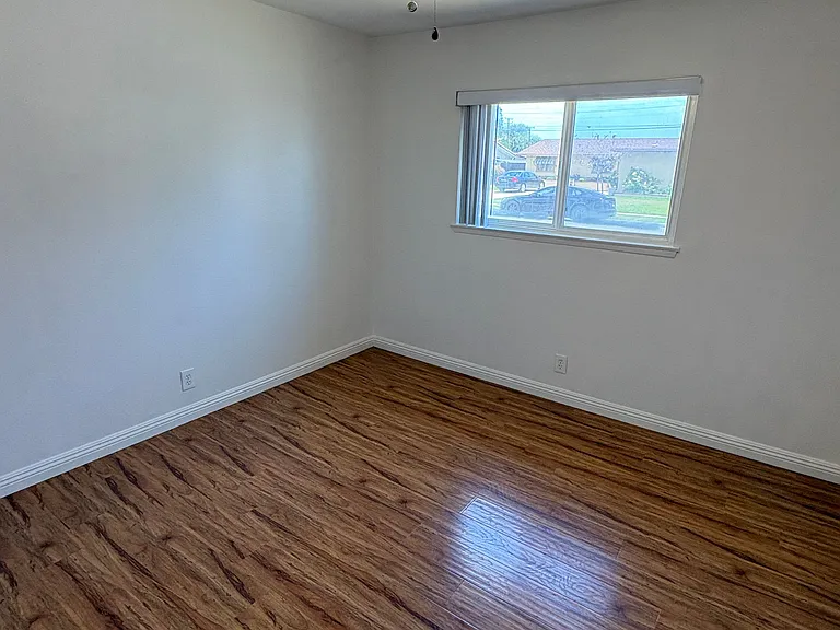 16681 Lucia Ln — Photo 12