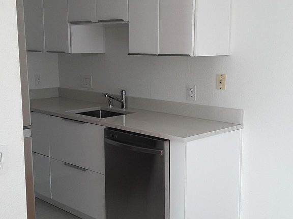 4th image of 4050 Porte La Paz Unit 43