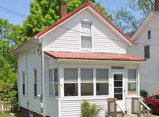 12 Orchard St, Rochester, NH 03867