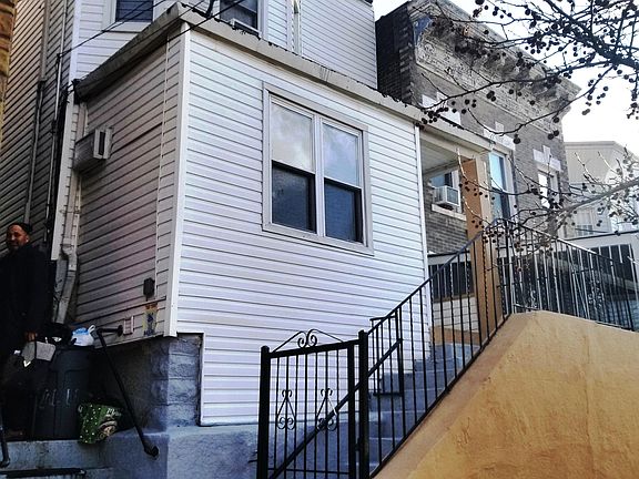 3rd image of 3225 103rd St