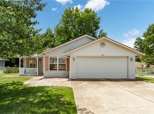 2008 NE Wien Ave, Blue Springs, MO 64029