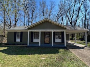 828 Archie Dr, Memphis, TN 38127