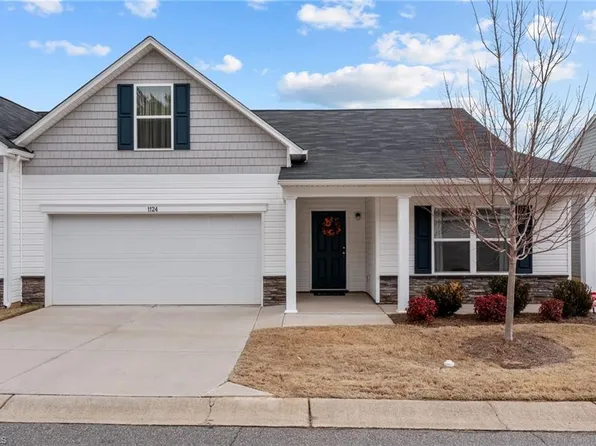 1124 Amberlight Cir, Salisbury, NC 28144