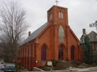 W Market St, Marietta, PA 17406