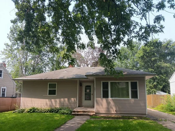 501 S 11th St, Dekalb, IL 60115