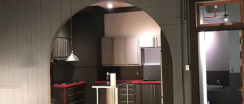 2nd image of 2427 Market St #4