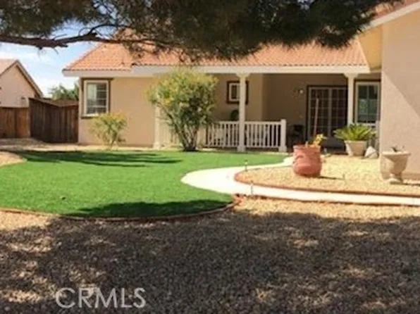 22534 High Vista Pl, Apple Valley, CA 92307