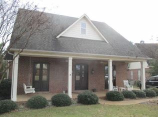6232 Charleston Ct, Oxford, MS 38655
