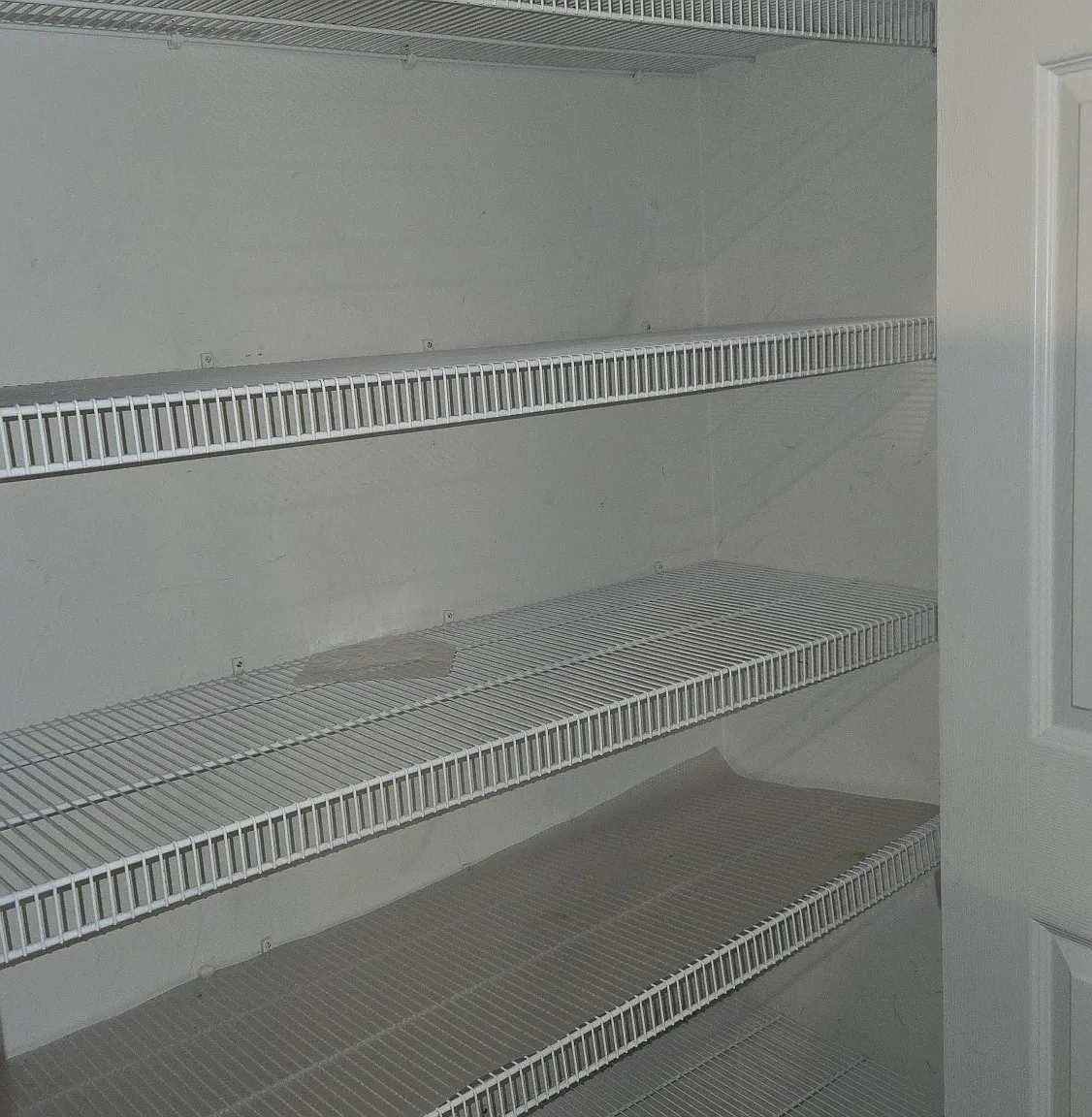 3 bed, 2.5 bath, 1696 sqft, $2,100 — Photo 4