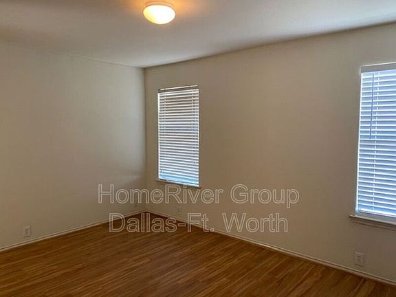 3rd image of 10841 Astor Dr