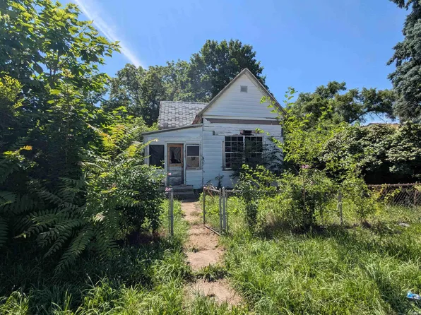 2910 S Brownlee St, Marion, IN 46953