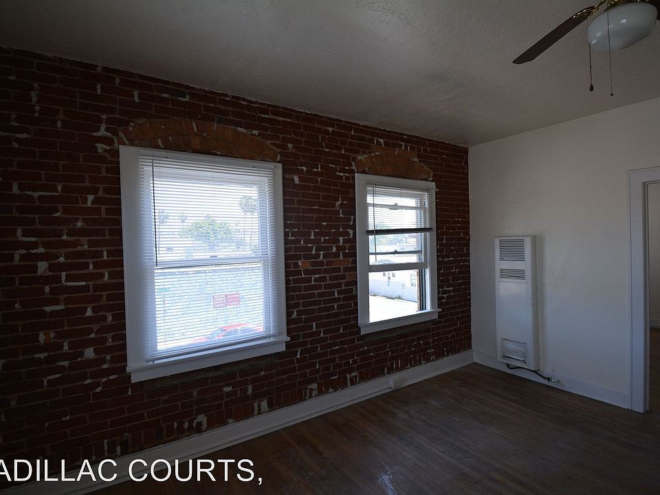 1st image of 2533 University Ave #1