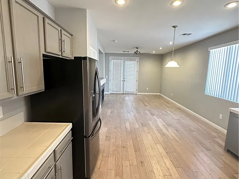 10340 Bentley Oaks Ave — Photo 9