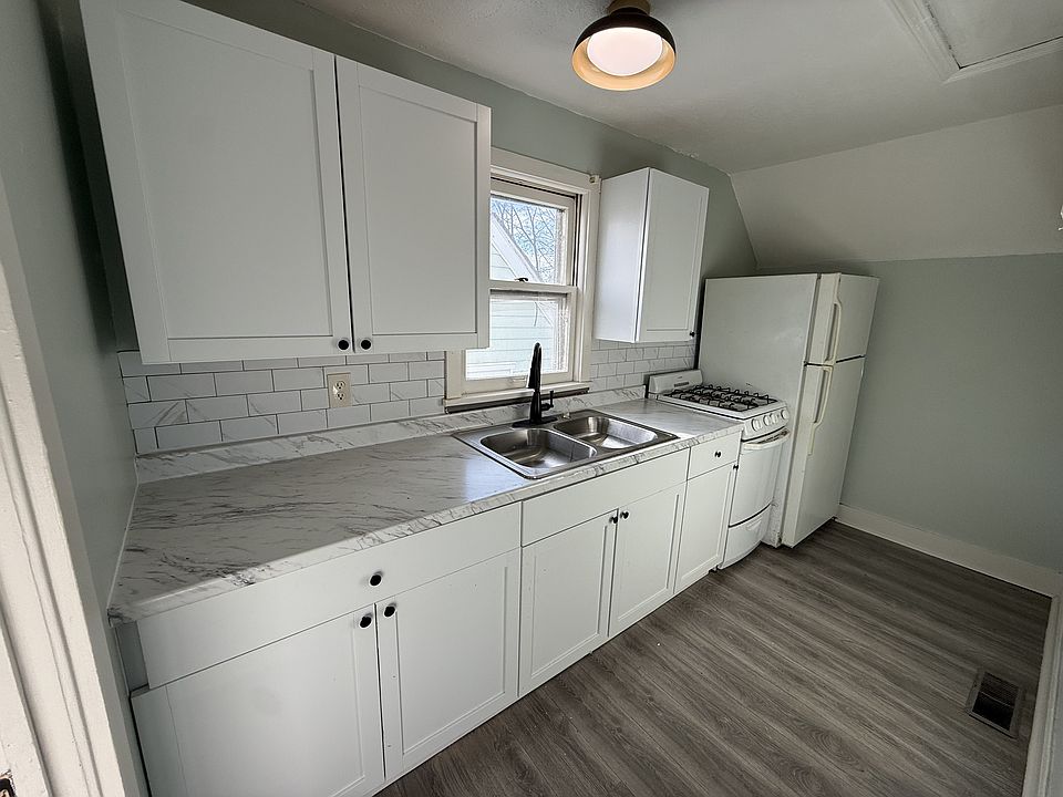 1st image of 2235 Ekin Ave APT 4