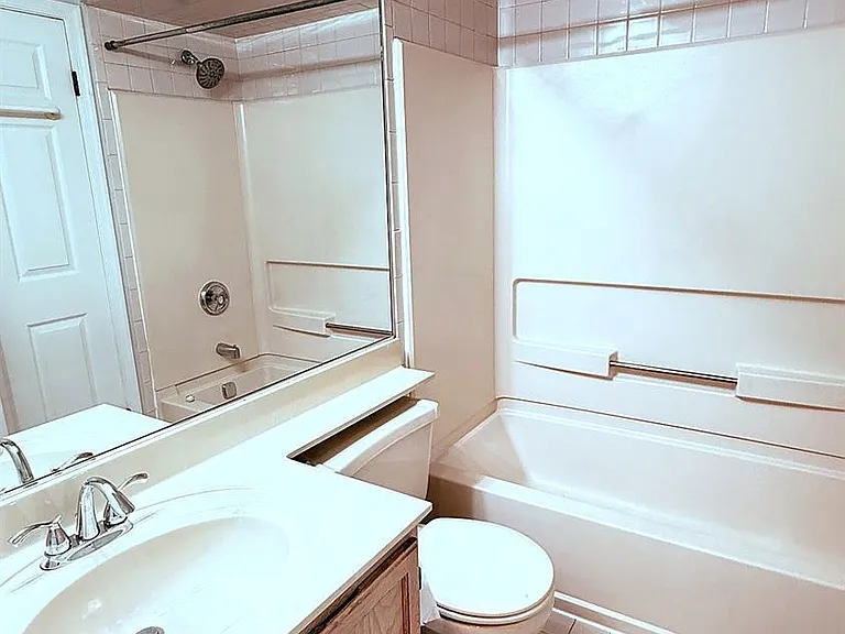 434 Waterford Dr — Photo 20