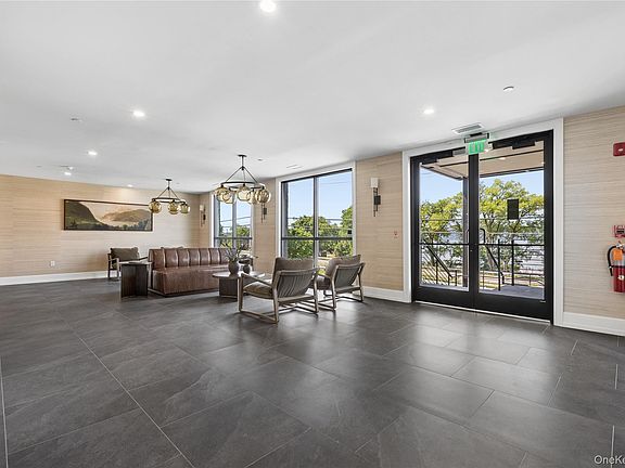 3rd image of 25 S Riverside Ave #207