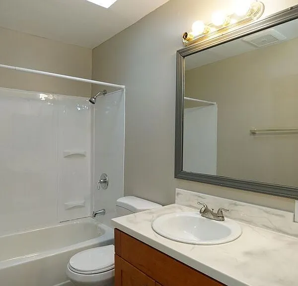 11758 Greenwood Ave N #8 — Photo 9