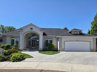 1203 Tara Ct, Fruitland, ID 83619