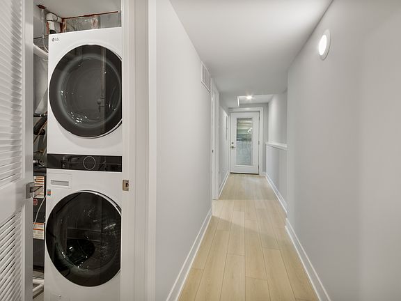 5th image of 1656 W Summerdale Ave