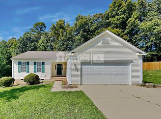 192 Brookstone Dr, Mount Holly, NC 28120