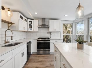 34 Banks Ter, Swampscott, MA 01907