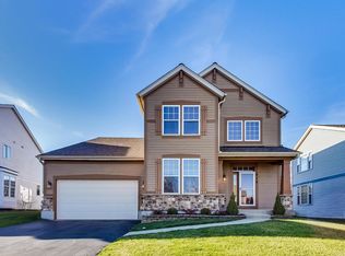 814 Clover Ridge Ln, Itasca, IL 60143