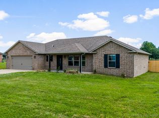 62201 E 268th Pl, Grove, OK 74344