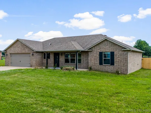 62201 E 268th Pl, Grove, OK 74344