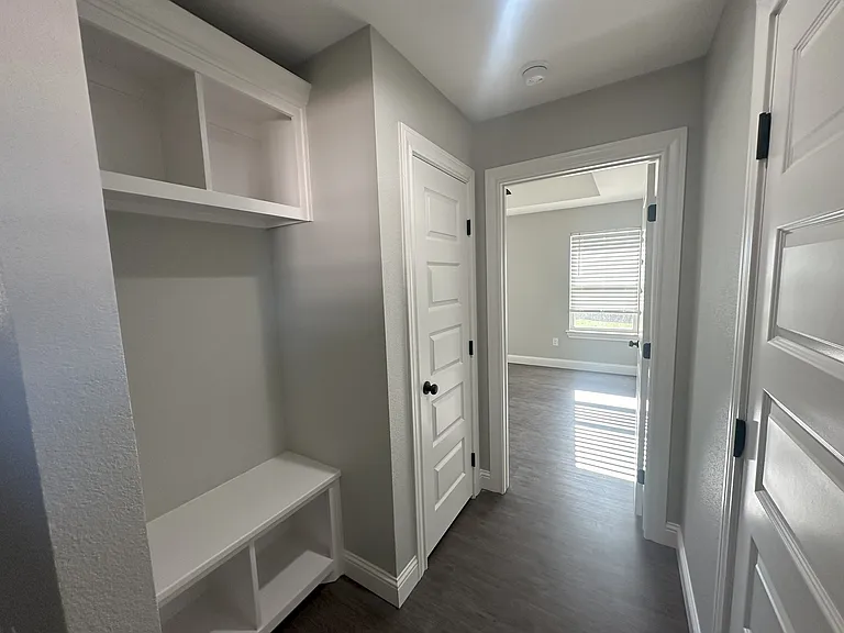 401 Kristie Path — Photo 7