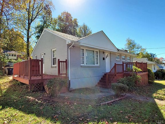 2nd image of 4528 Greenwood Dr