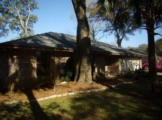64 Fairway Ln, Jacksonville Beach, FL 32250