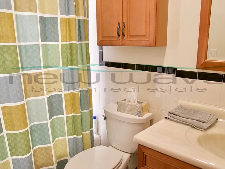 5 Phillips St #4 — Photo 2