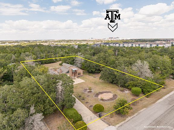 2nd image of 3832 Cedar Ridge Dr