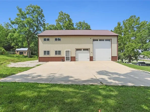 5906 S Minter Rd, Grain Valley, MO 64029