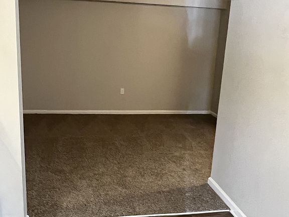 4th image of 115 Walnut St #8