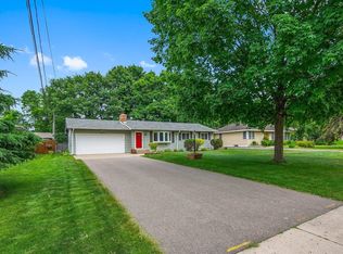 10643 Kell Ave S, Bloomington, MN 55437