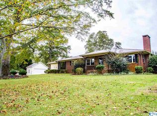 113 Lake Rd, ALBERTVILLE, AL 35950