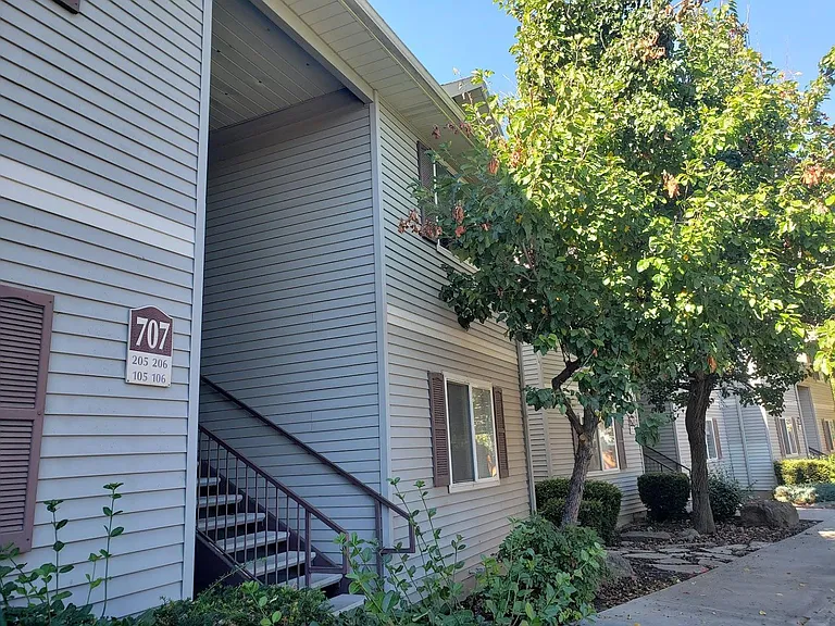 707 S Orchard St #203 — Photo 1
