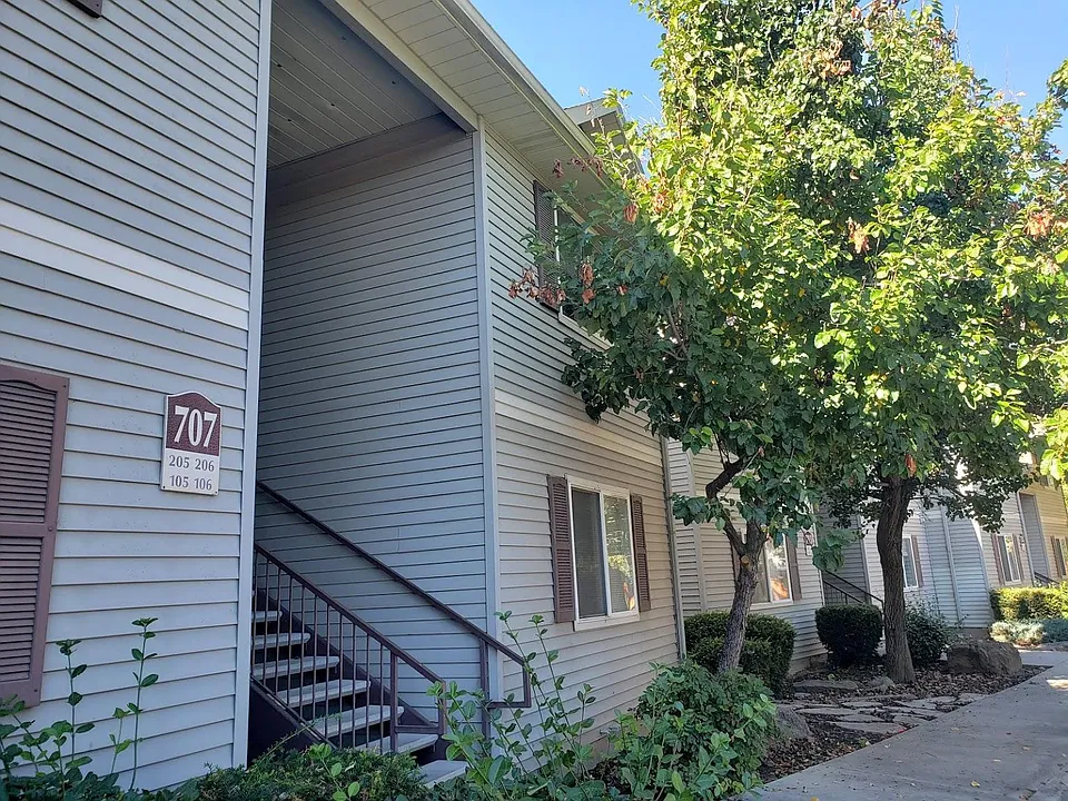 707 S Orchard St #203